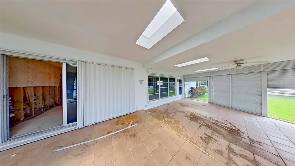 7962 9th Avenue S St Petersburg FL 33707