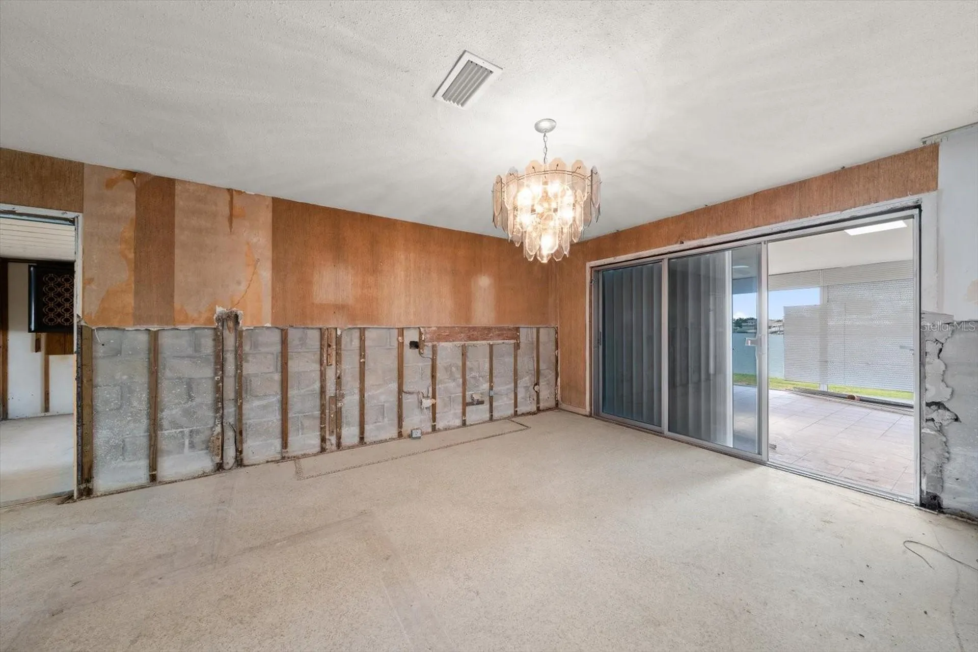 7962 9th Avenue S St Petersburg FL 33707