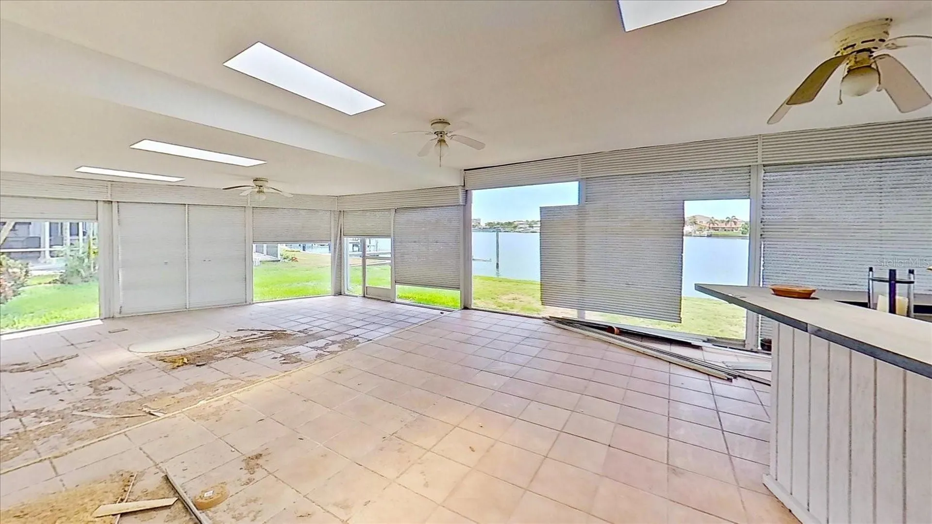 7962 9th Avenue S St Petersburg FL 33707