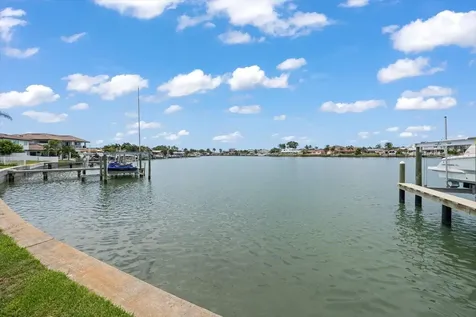 7962 9th Avenue S St Petersburg FL 33707