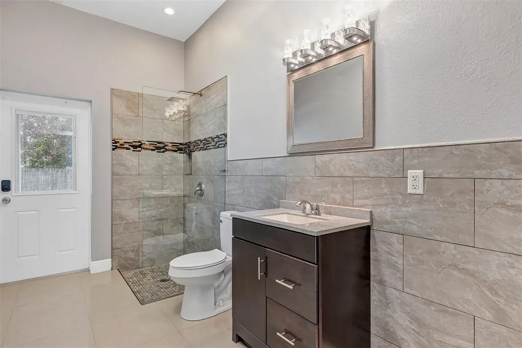 7906 Napoleon Street Orlando FL 32825