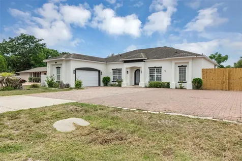 7906 Napoleon Street Orlando FL 32825