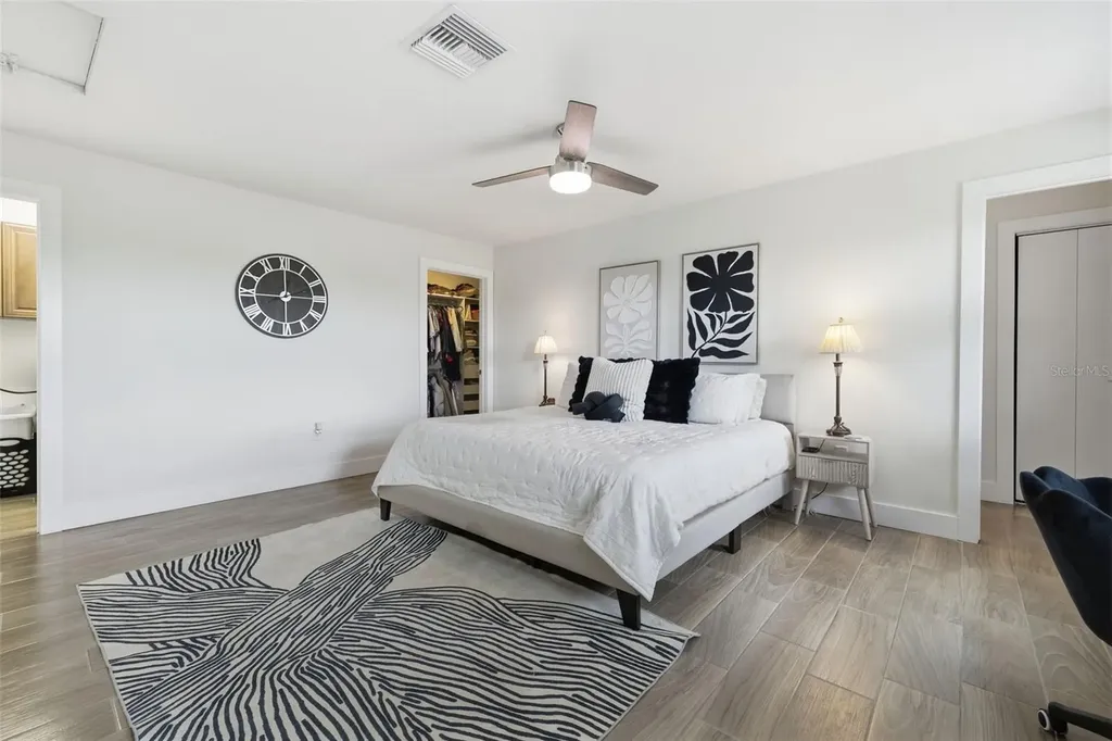 9910 Peninsular Drive Gibsonton FL 33534