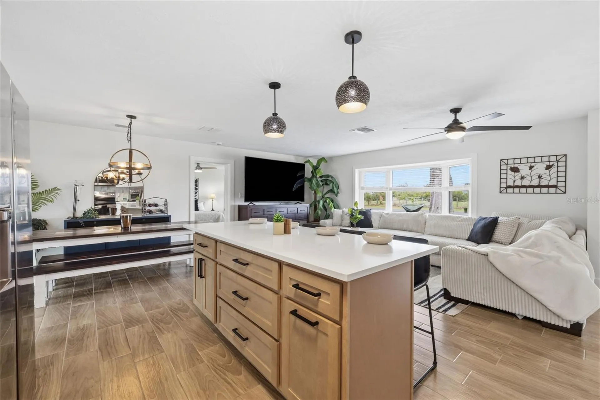 9910 Peninsular Drive Gibsonton FL 33534