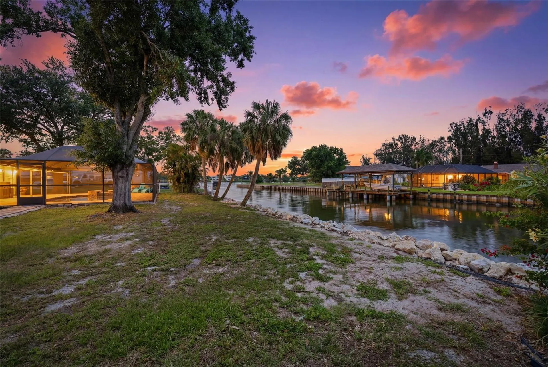 9910 Peninsular Drive Gibsonton FL 33534