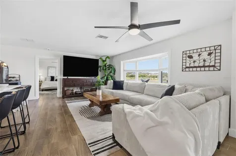 9910 Peninsular Drive Gibsonton FL 33534