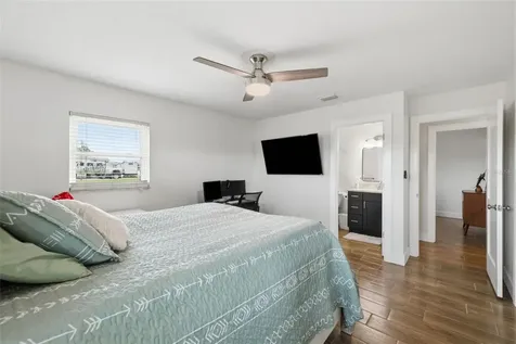 9910 Peninsular Drive Gibsonton FL 33534