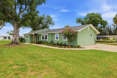 9910 Peninsular Drive Gibsonton FL 33534