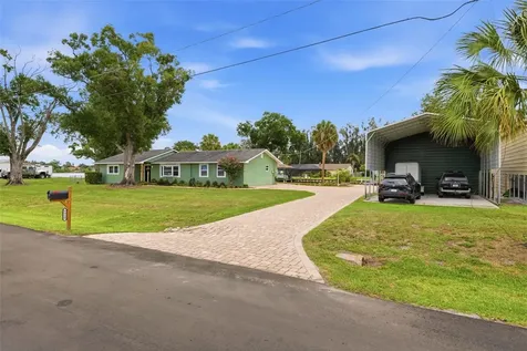 9910 Peninsular Drive Gibsonton FL 33534