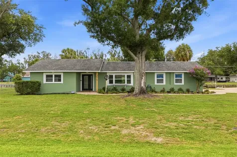 9910 Peninsular Drive Gibsonton FL 33534