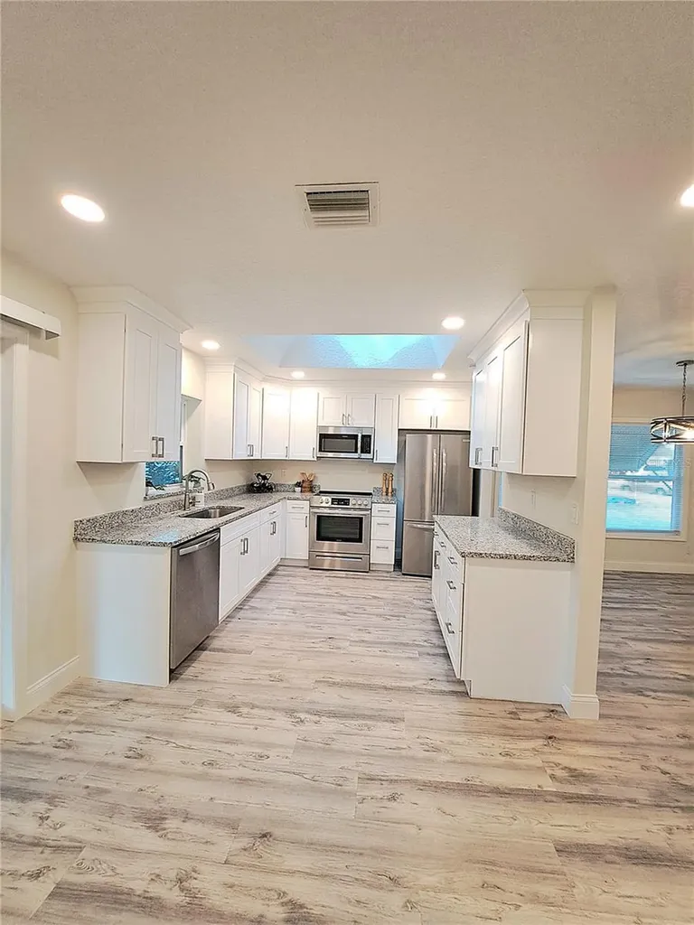 37 Cooper Lane Palm Coast FL 32137