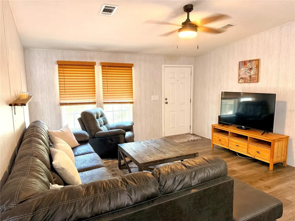 5331 SE 122 Avenue Morriston FL 32668
