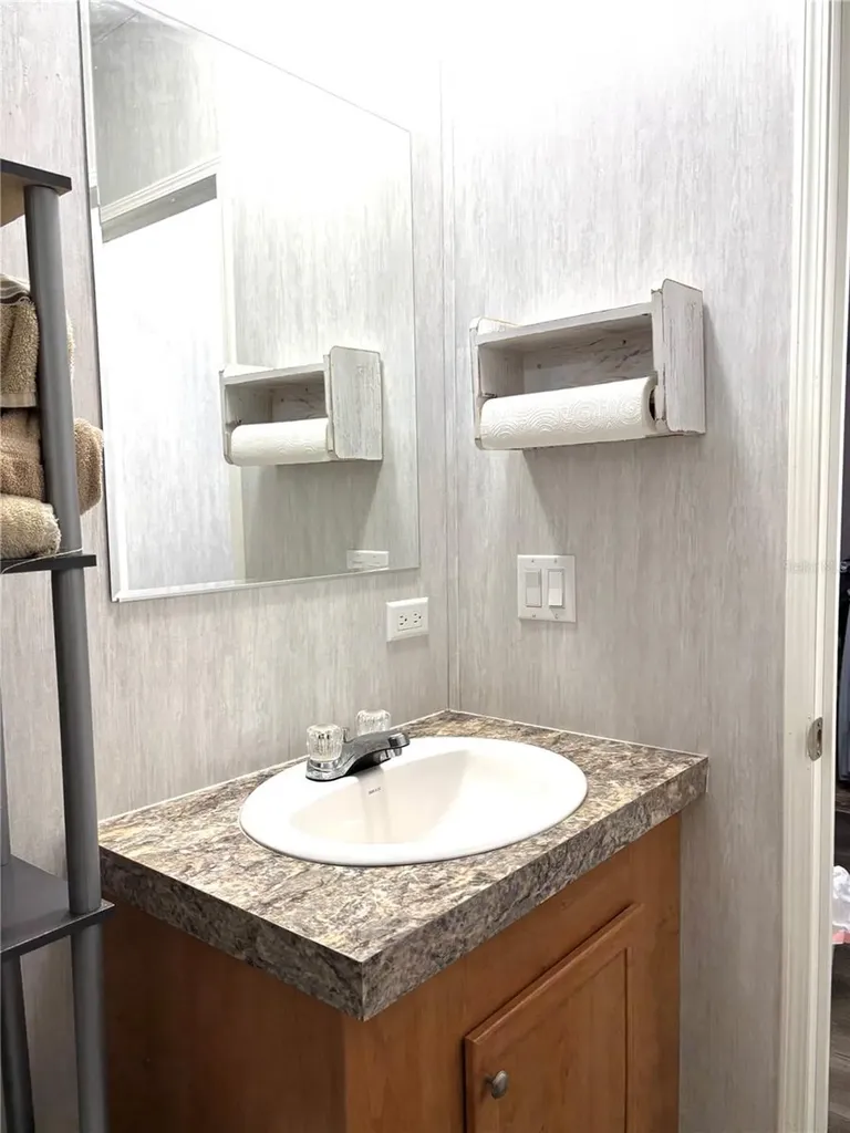 5331 SE 122 Avenue Morriston FL 32668