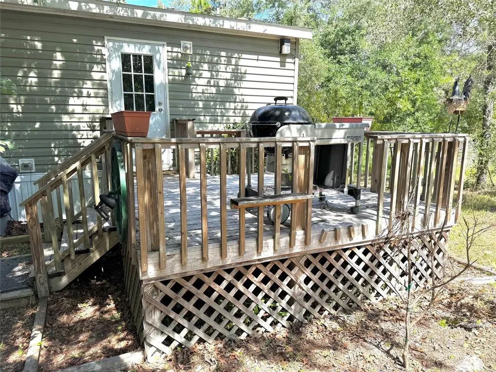 5331 SE 122 Avenue Morriston FL 32668