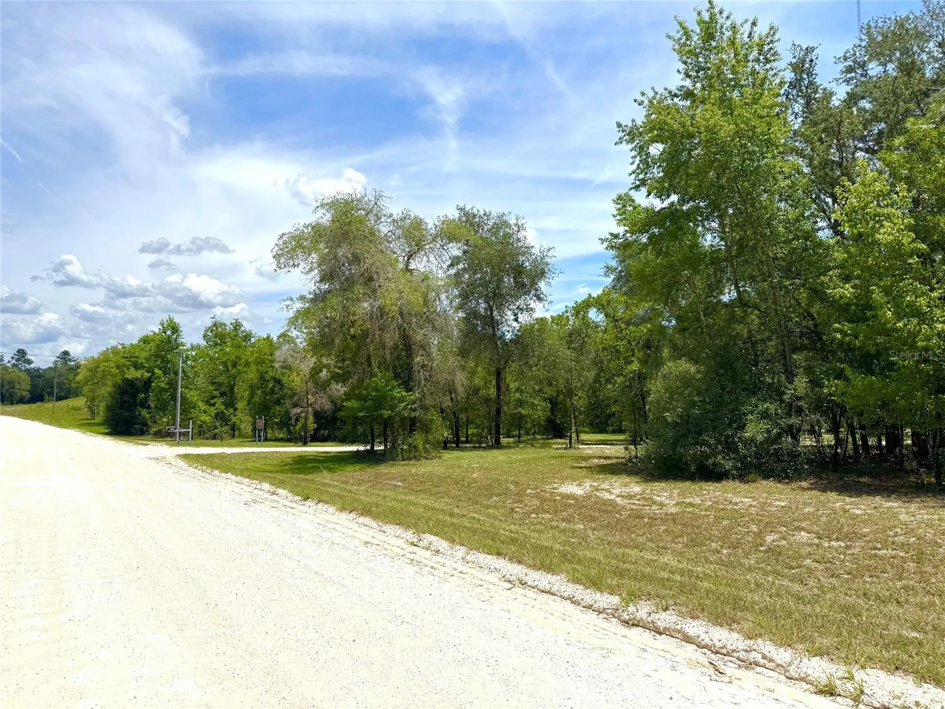 5331 SE 122 Avenue Morriston FL 32668