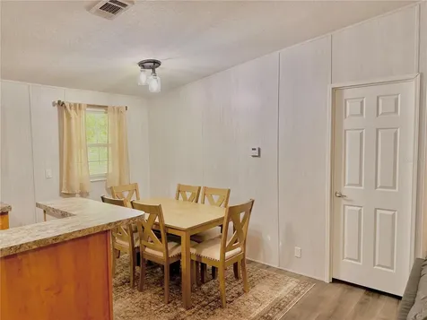 5331 SE 122 Avenue Morriston FL 32668