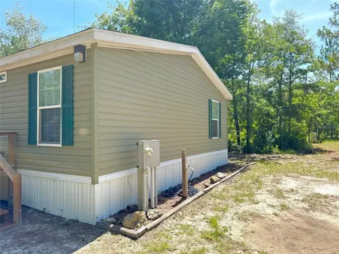 5331 SE 122 Avenue Morriston FL 32668