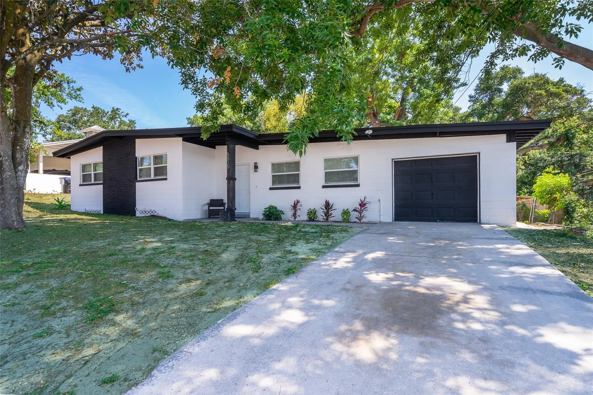 5815 Wolf Road Orlando FL 32808