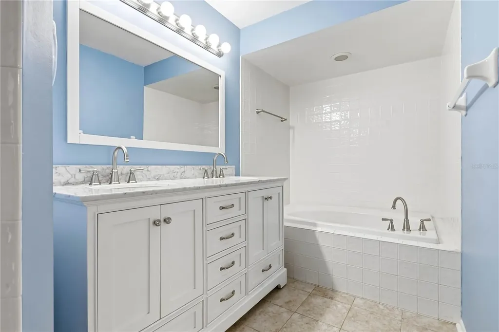 5515 Salem Square Drive S Palm Harbor FL 34685