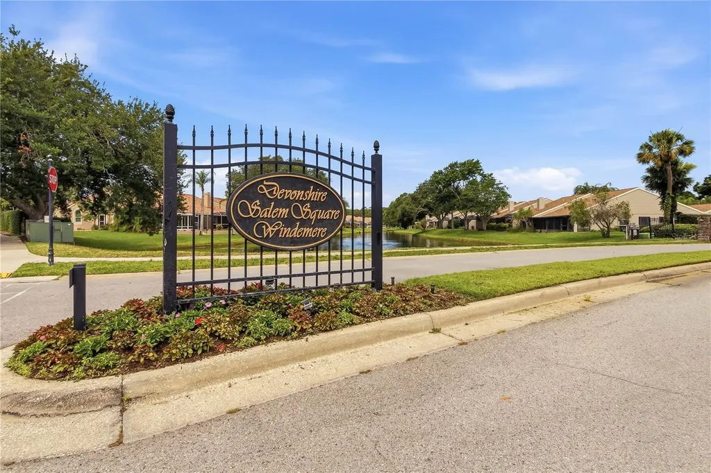 5515 Salem Square Drive S Palm Harbor FL 34685