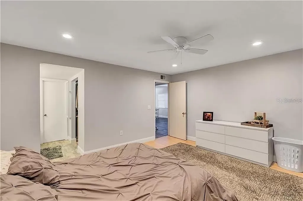 5818 Windhover Drive Orlando FL 32819