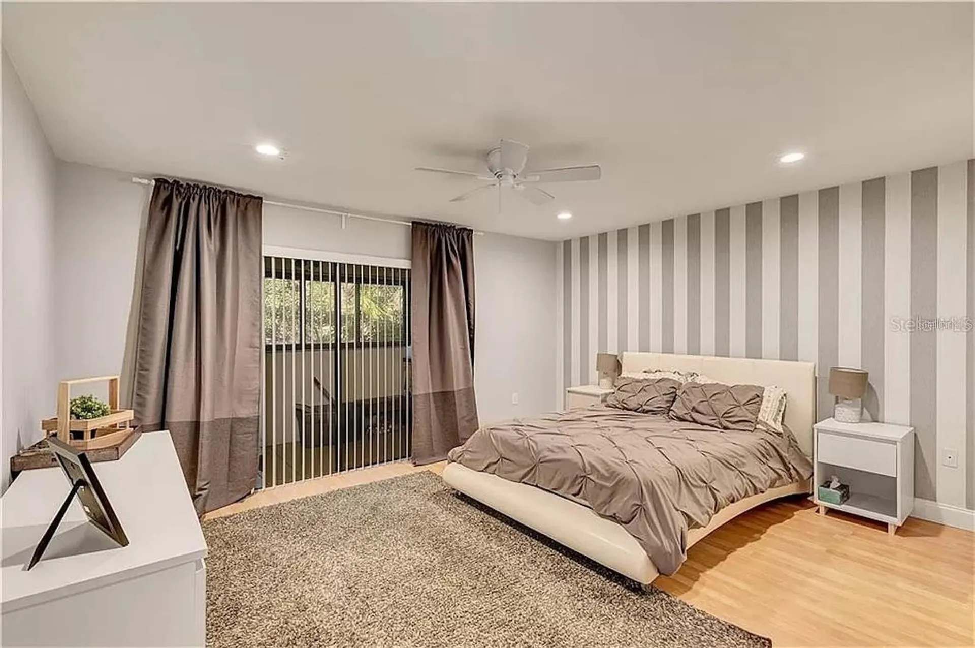 5818 Windhover Drive Orlando FL 32819
