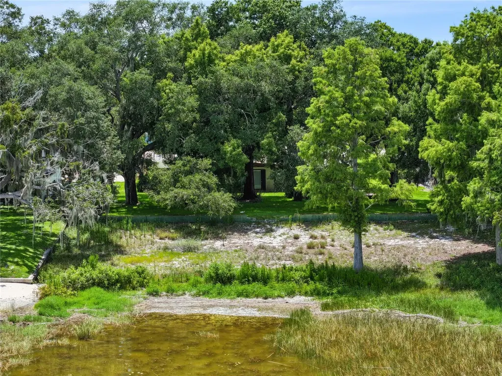 1210 W Lake Hamilton Drive Winter Haven FL 33881
