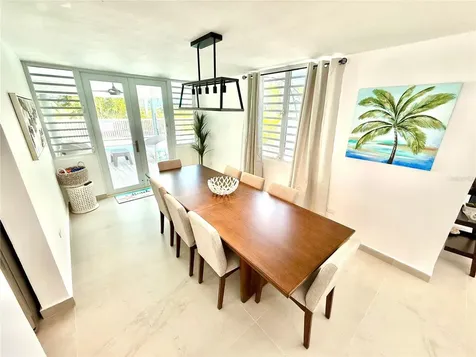 955 Calle Gaviota Rio Grande PR 00745