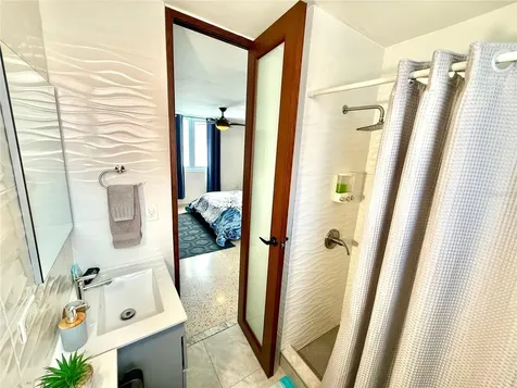 955 Calle Gaviota Rio Grande PR 00745