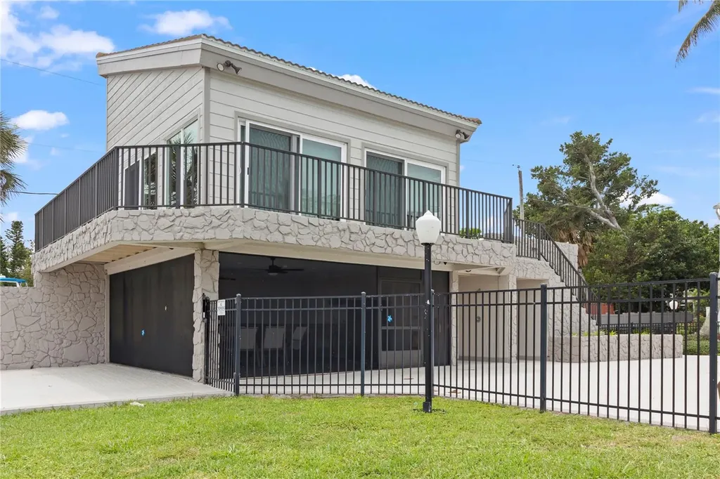 2408 89th Street NW Bradenton FL 34209