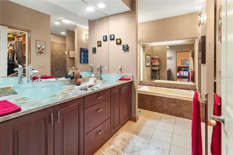 2408 89th Street NW Bradenton FL 34209