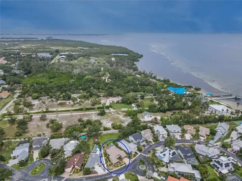 2408 89th Street NW Bradenton FL 34209