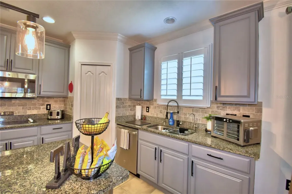 918 Revere Avenue Haines City FL 33844