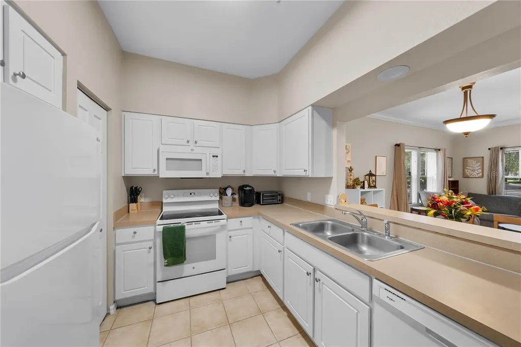 9177 SW 52nd Road Gainesville FL 32608