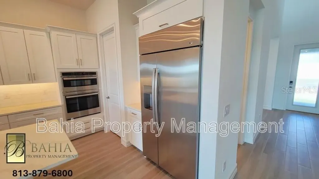 1074 Seagrape Drive Ruskin FL 33570