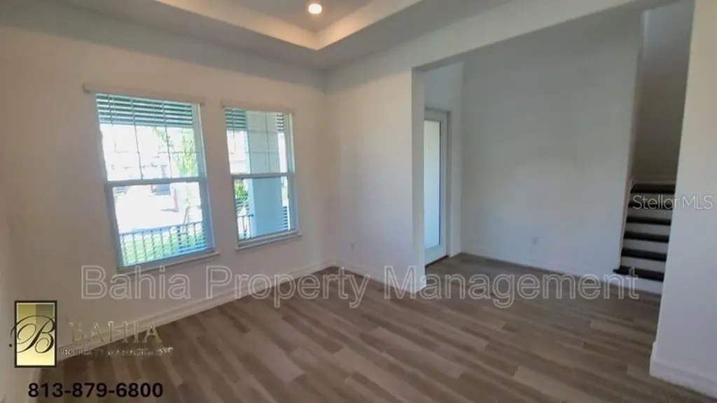 1074 Seagrape Drive Ruskin FL 33570