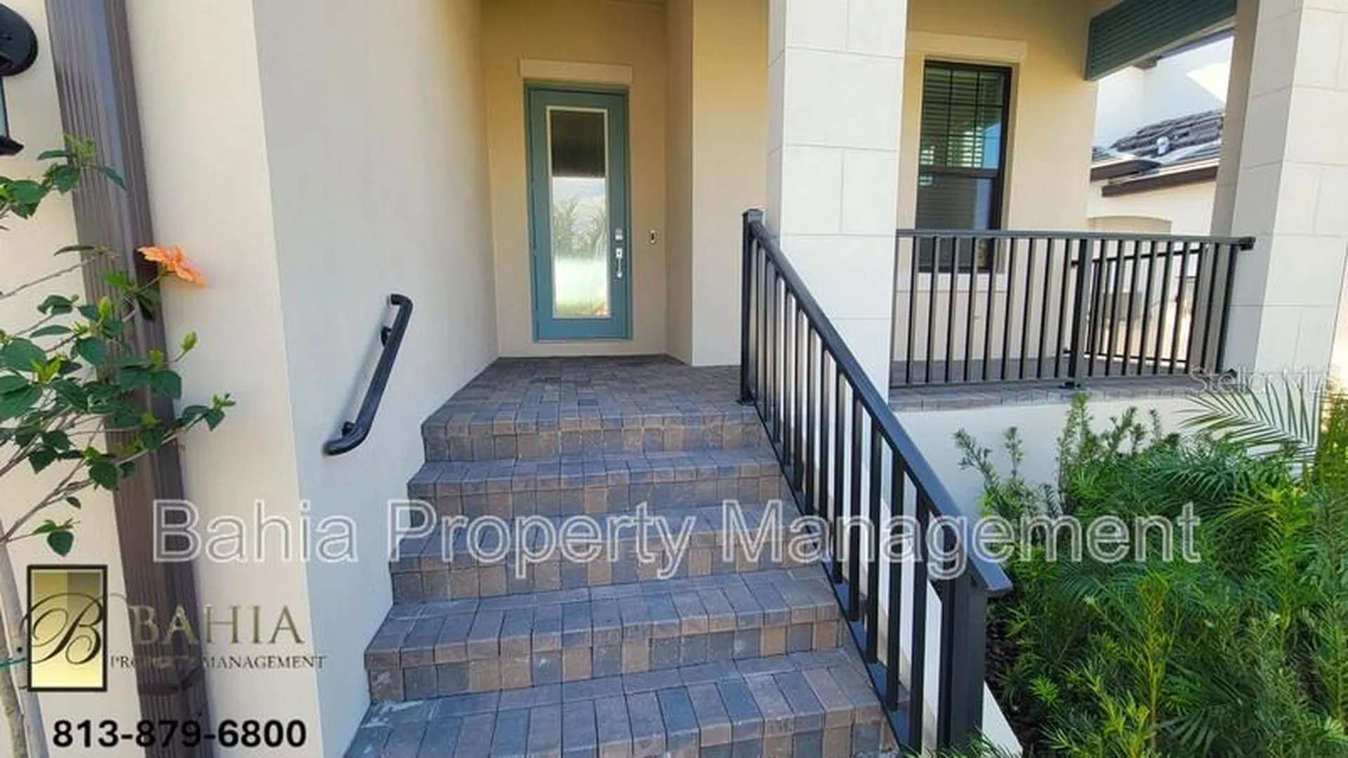 1074 Seagrape Drive Ruskin FL 33570