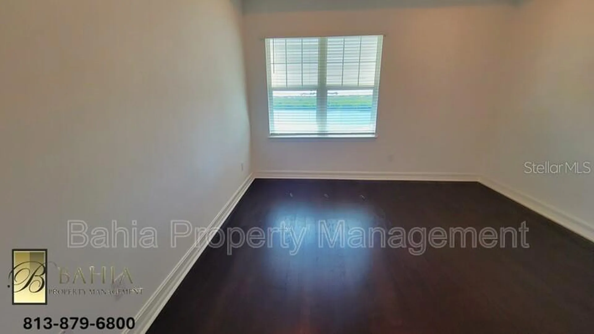 1074 Seagrape Drive Ruskin FL 33570