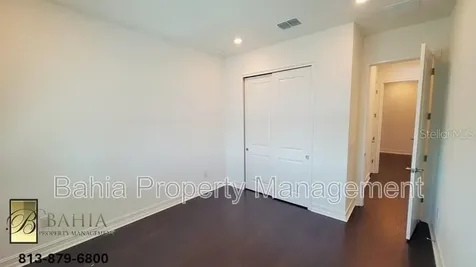 1074 Seagrape Drive Ruskin FL 33570