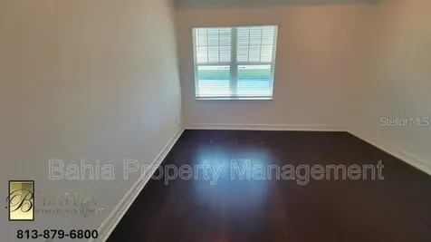 1074 Seagrape Drive Ruskin FL 33570
