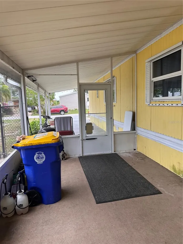 7388 SE Swan Avenue Hobe Sound FL 33455