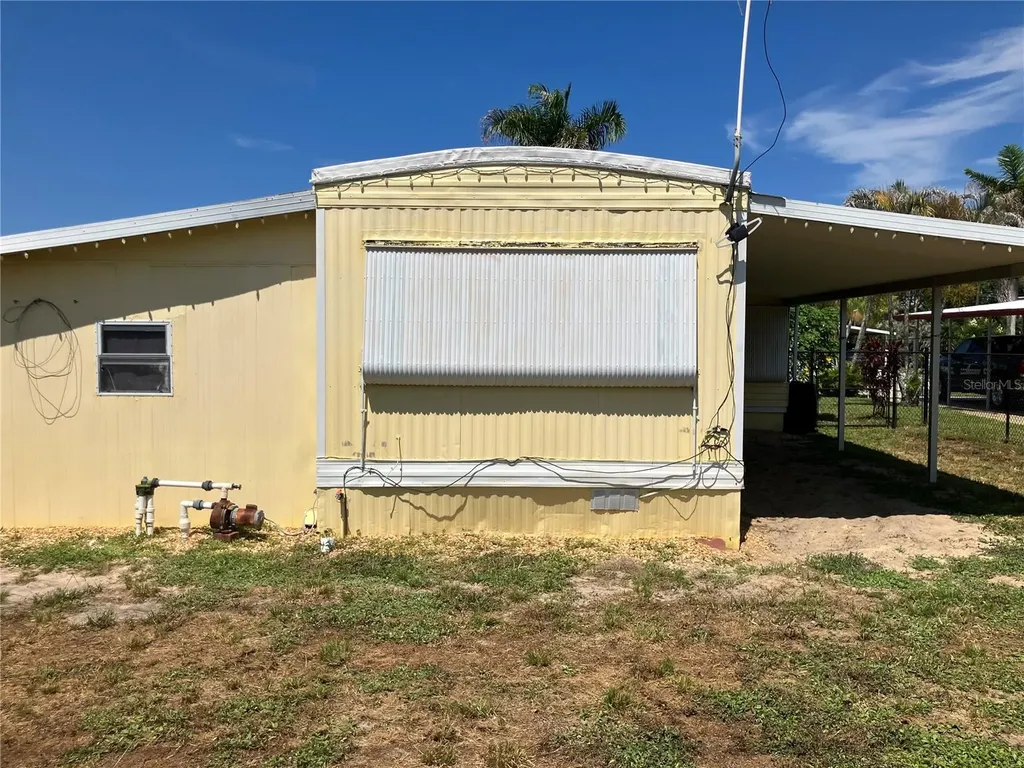 7388 SE Swan Avenue Hobe Sound FL 33455