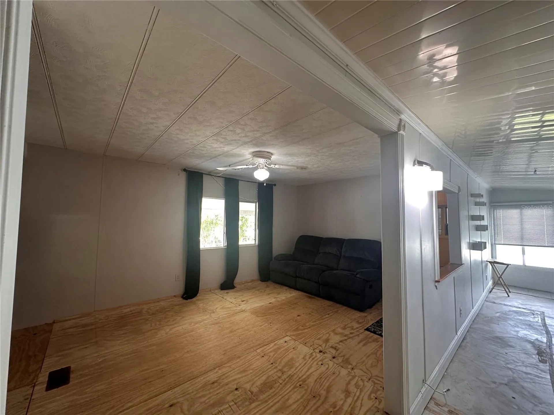 7388 SE Swan Avenue Hobe Sound FL 33455