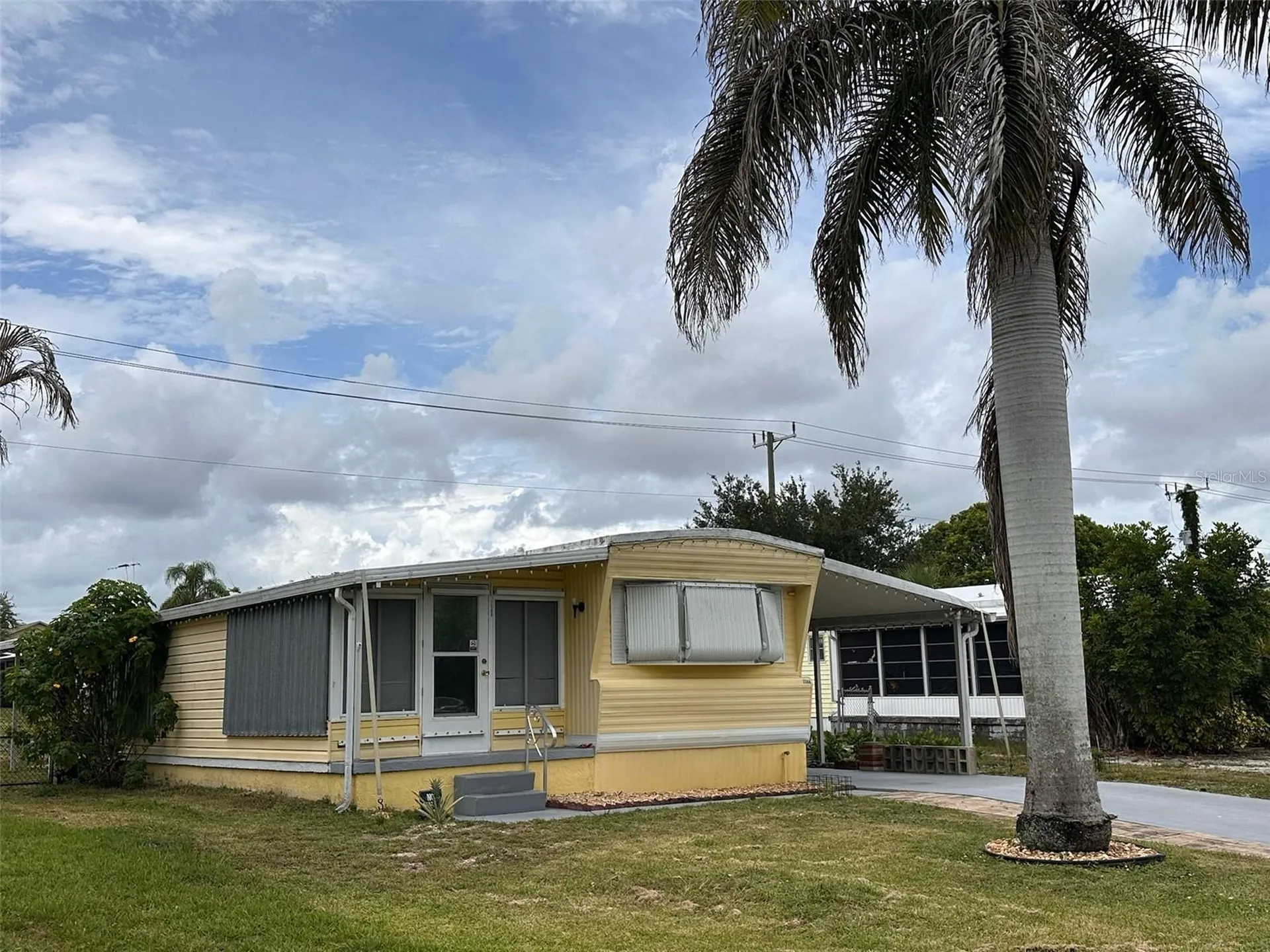 7388 SE Swan Avenue Hobe Sound FL 33455