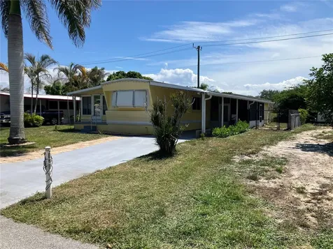 7388 SE Swan Avenue Hobe Sound FL 33455