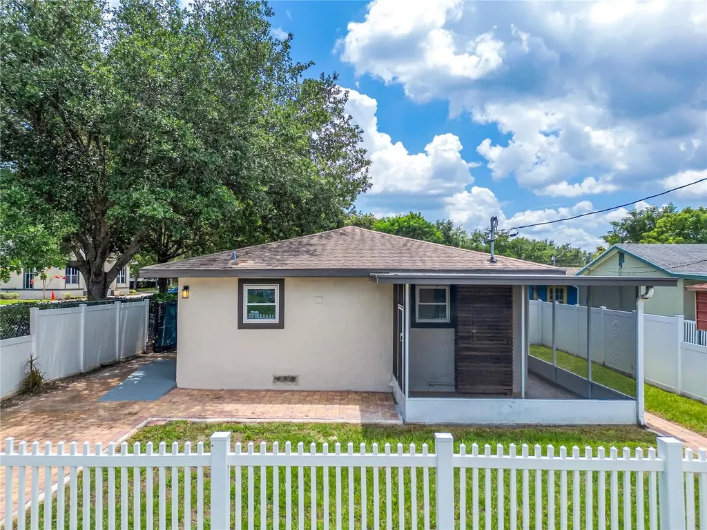 1855 Proctor Avenue Orlando FL 32817