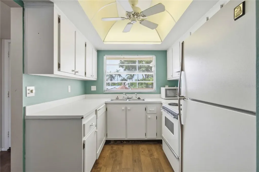 6032 7th Avenue W Bradenton FL 34209