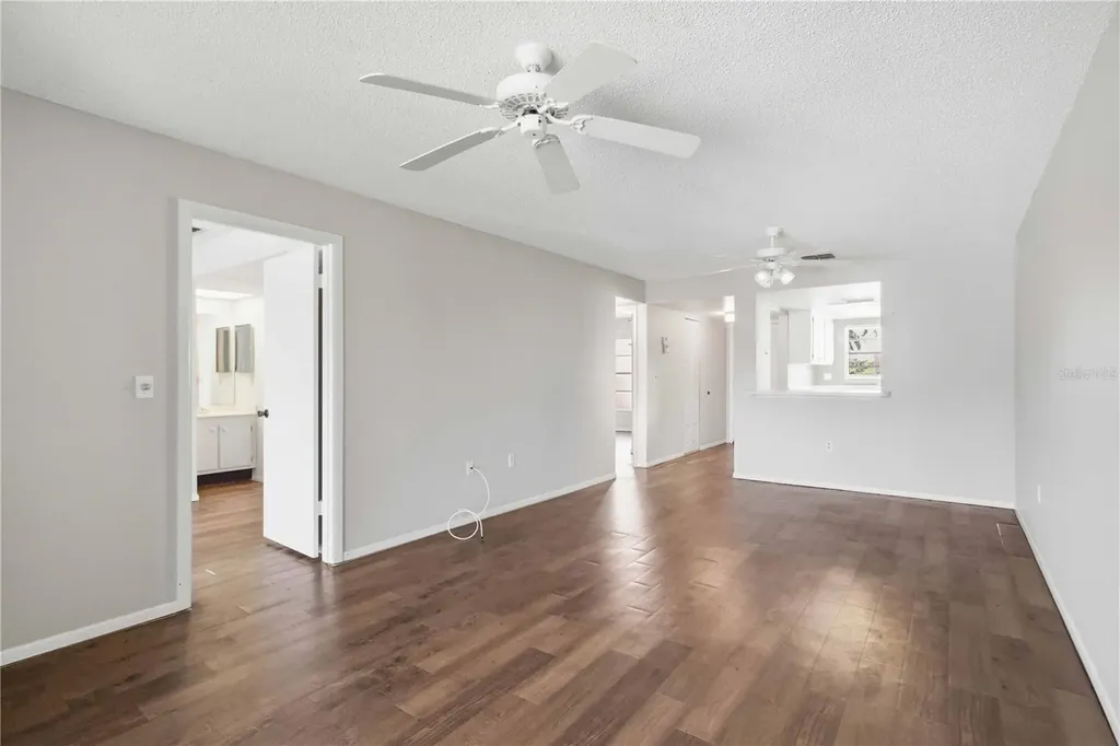 6032 7th Avenue W Bradenton FL 34209