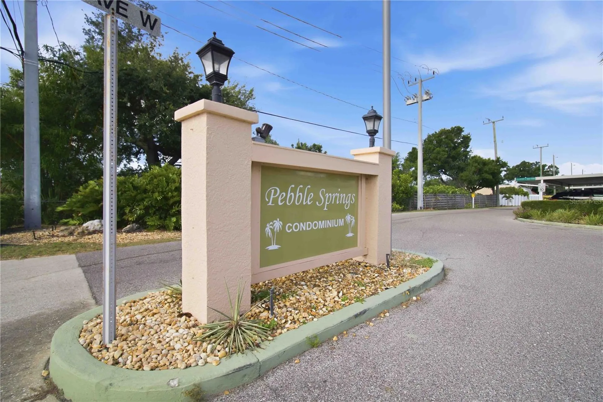6032 7th Avenue W Bradenton FL 34209