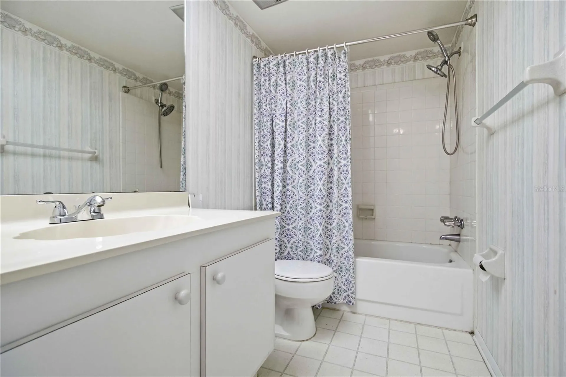 6032 7th Avenue W Bradenton FL 34209